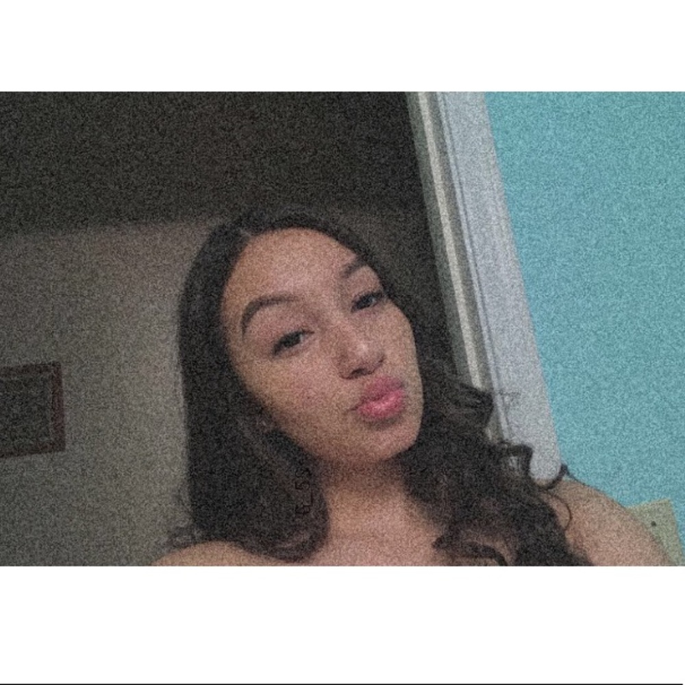 Meet your Posher, Ayanna